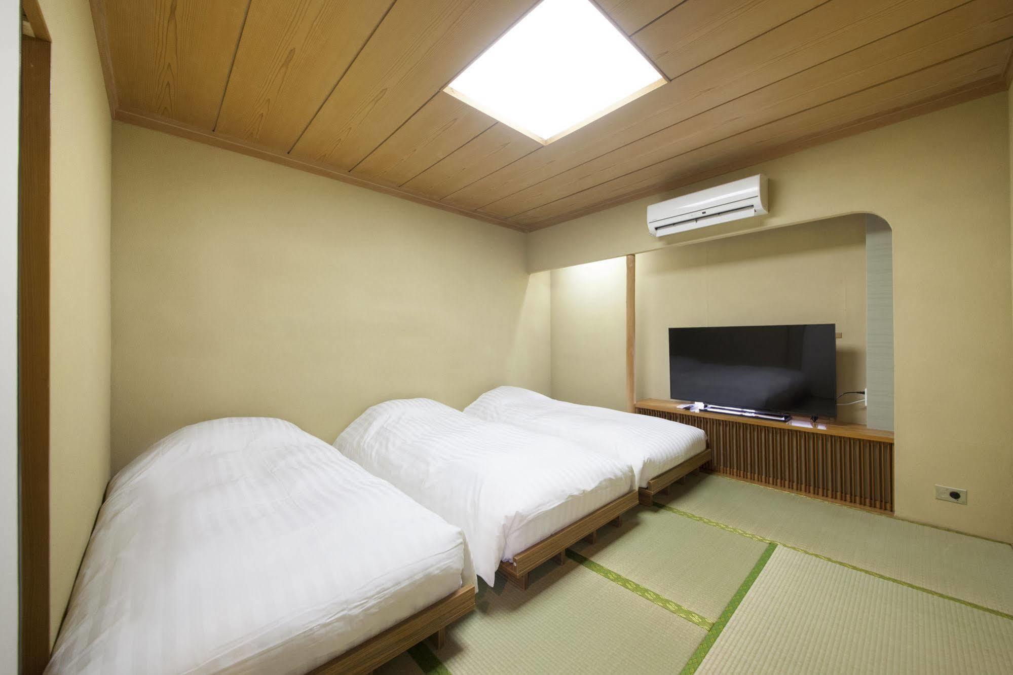 Centurion Ladies Hostel Ueno Park Präfektur Tokio Exterior foto